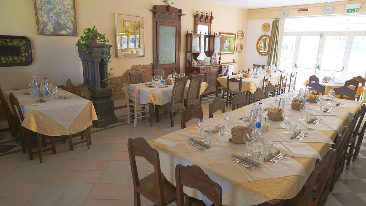 La Villa Cervia Bagian luar foto