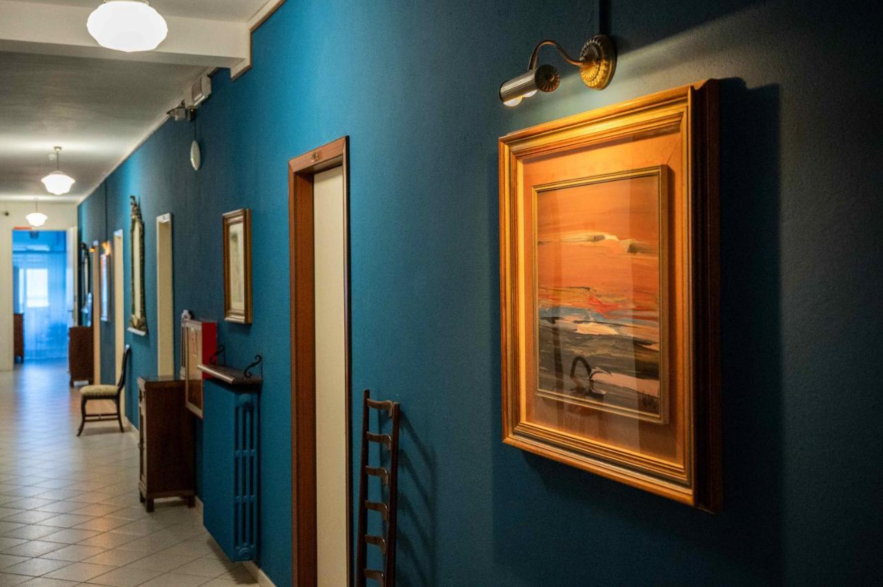 La Villa Cervia Bagian luar foto
