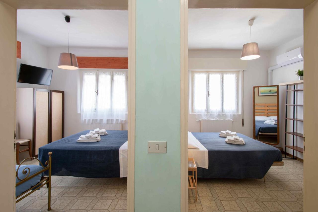 La Villa Cervia Bagian luar foto