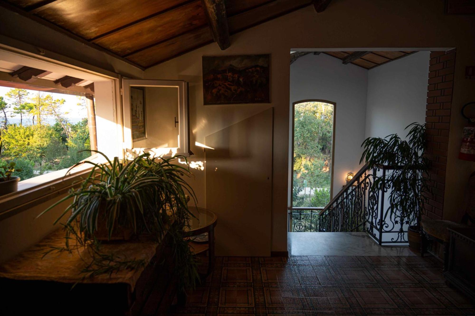 La Villa Cervia Bagian luar foto