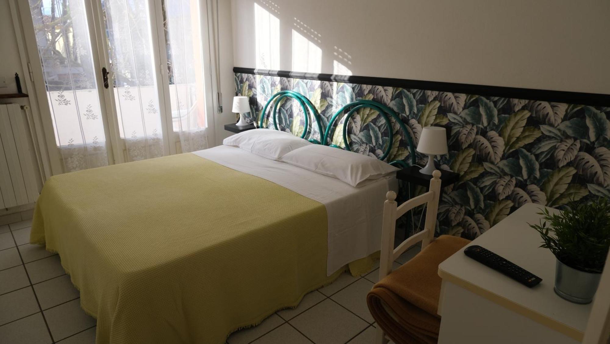 La Villa Cervia Bagian luar foto
