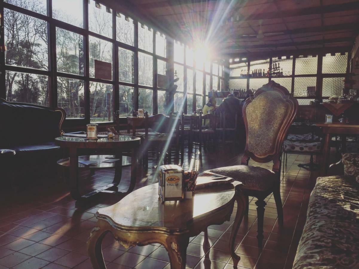 La Villa Cervia Bagian luar foto