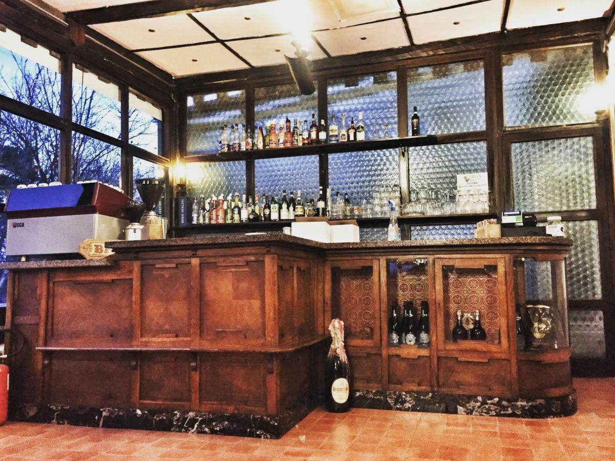 La Villa Cervia Bagian luar foto